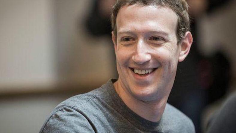 【早报】Facebook 也要做智能音箱了,马斯克说扎克伯格不懂 AI